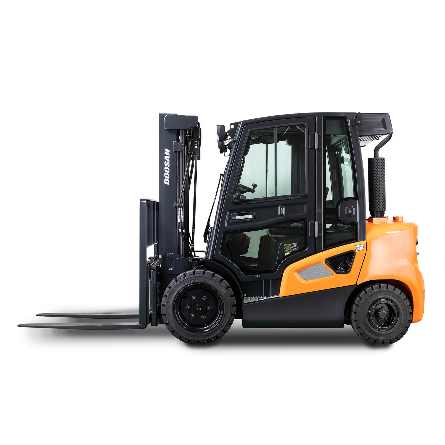 Doosan 9 series forklift Side view