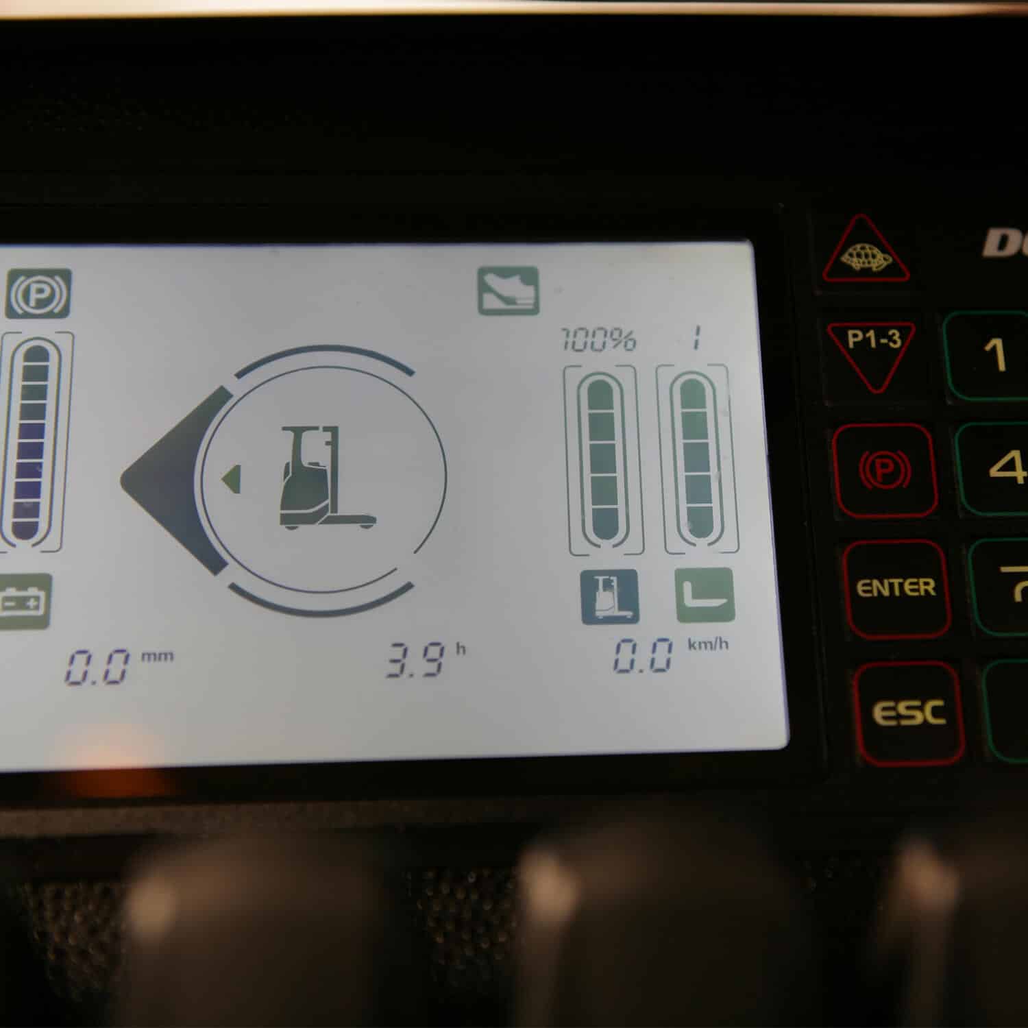 switches Doosan Reach Trucks