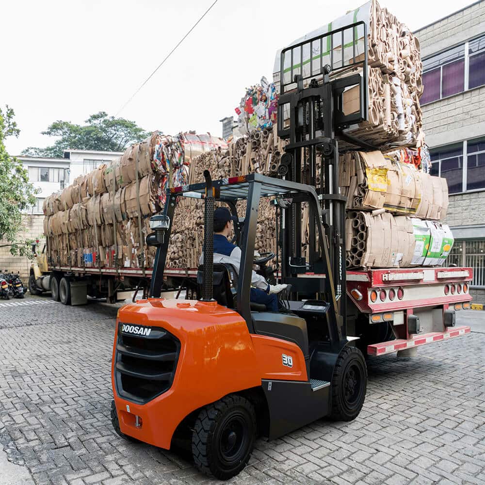 Doosan NX Plus Series Loading HGV - KS Lift Trucks